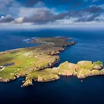 Ostan Oilean Thorai Tory Island Hotel