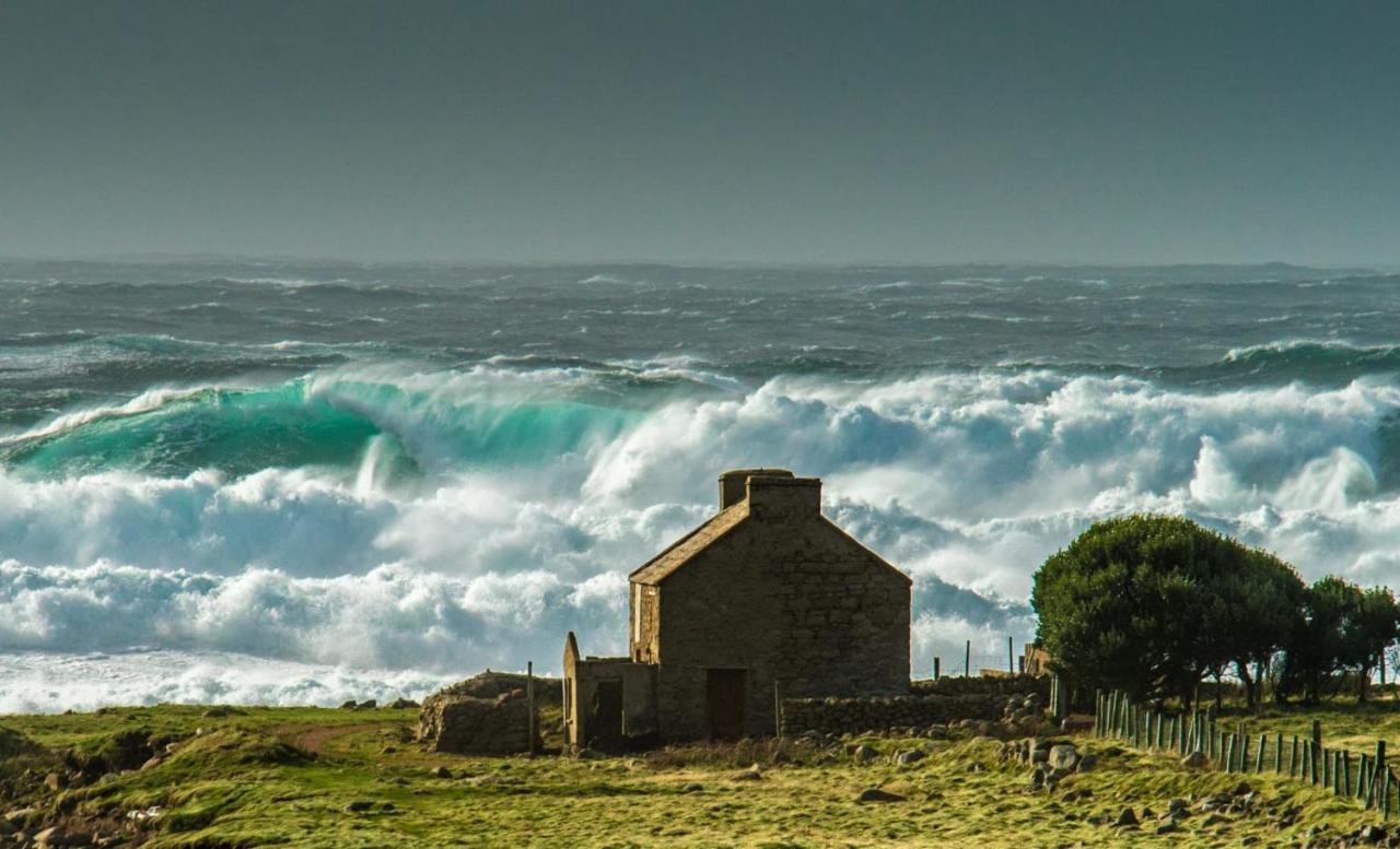 Ostan Oilean Thorai Tory Island *
