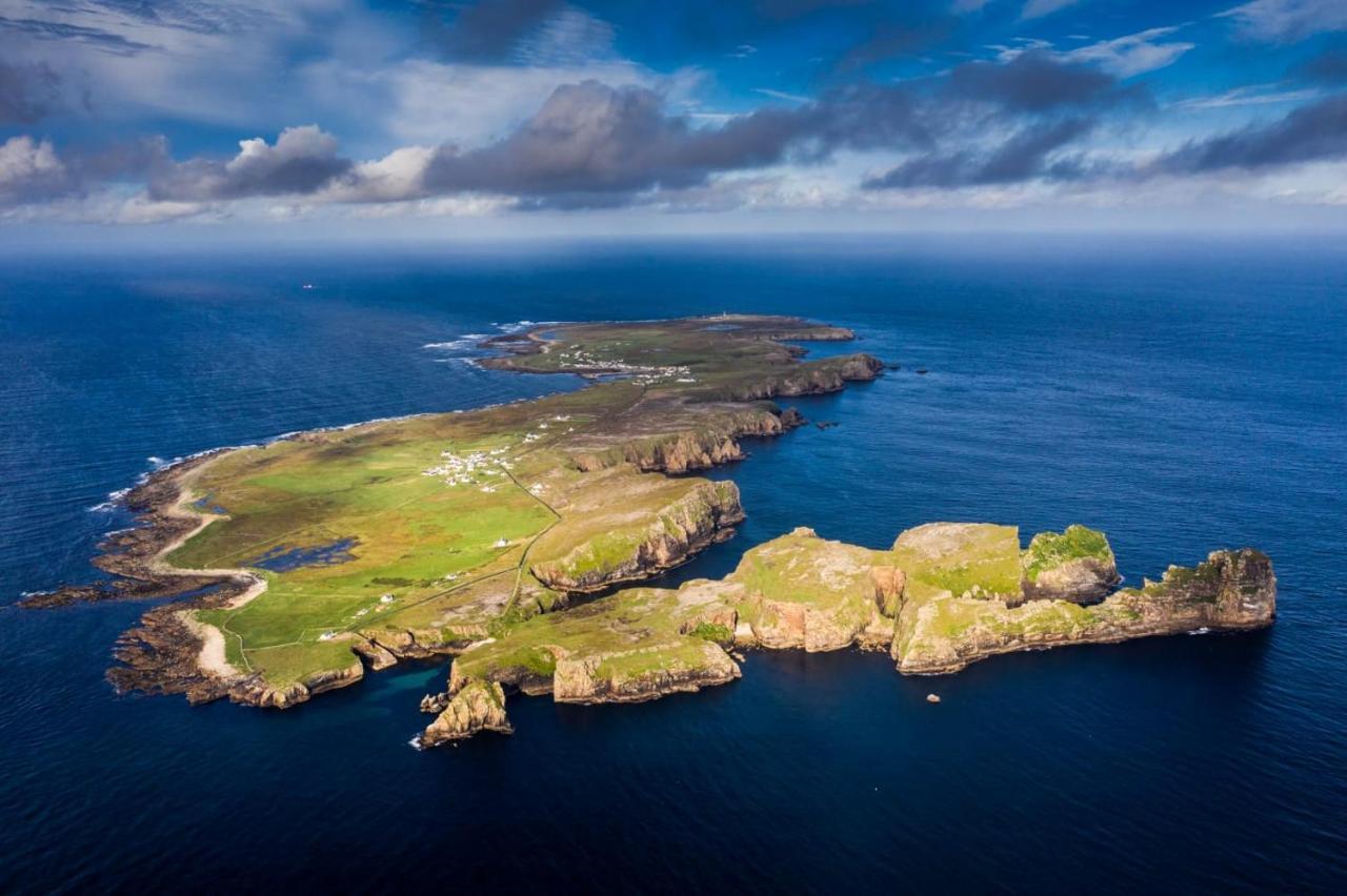 Ostan Oilean Thorai Tory Island Hotel *