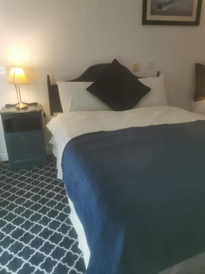 Ostan Oilean Thorai Tory Island Hotel *