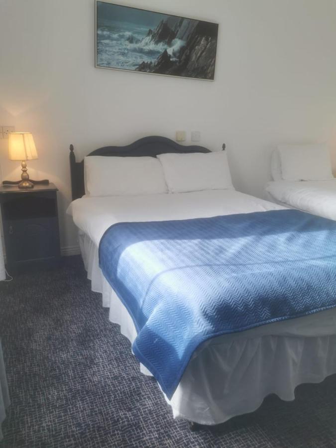 Ostan Oilean Thorai Tory Island Hotel *